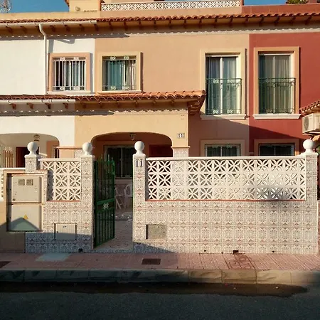 בית נופש 11 Calle Laguna *
