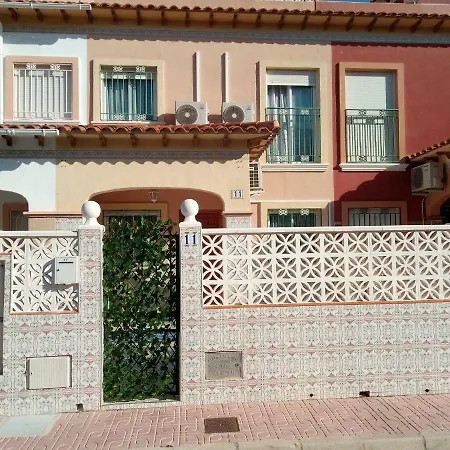 11 Calle Laguna טורבייחה